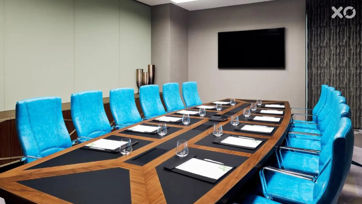 Holiday Inn Dubai Al Maktoum Airport