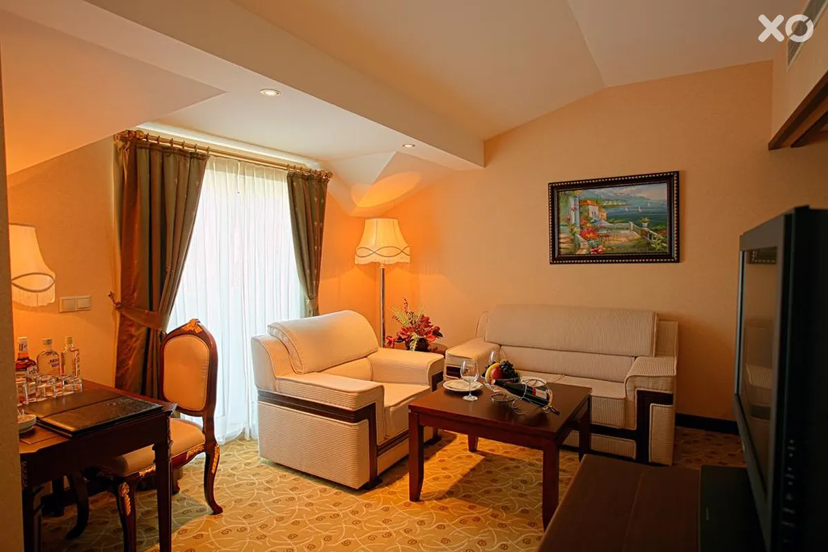 Latanya Palm & Spa Hotel