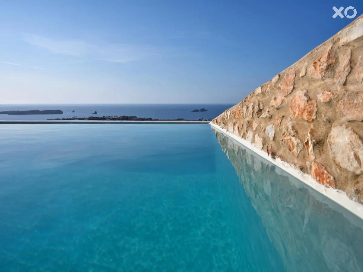 Mythic Paros