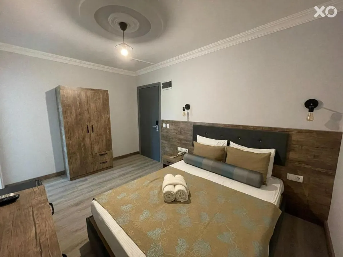 Seven City Hotel