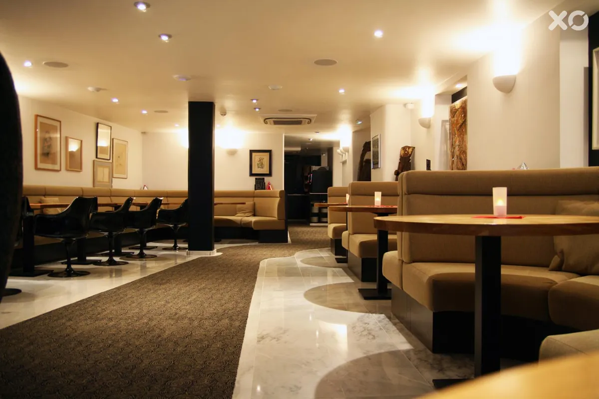 Monsigny Hotel