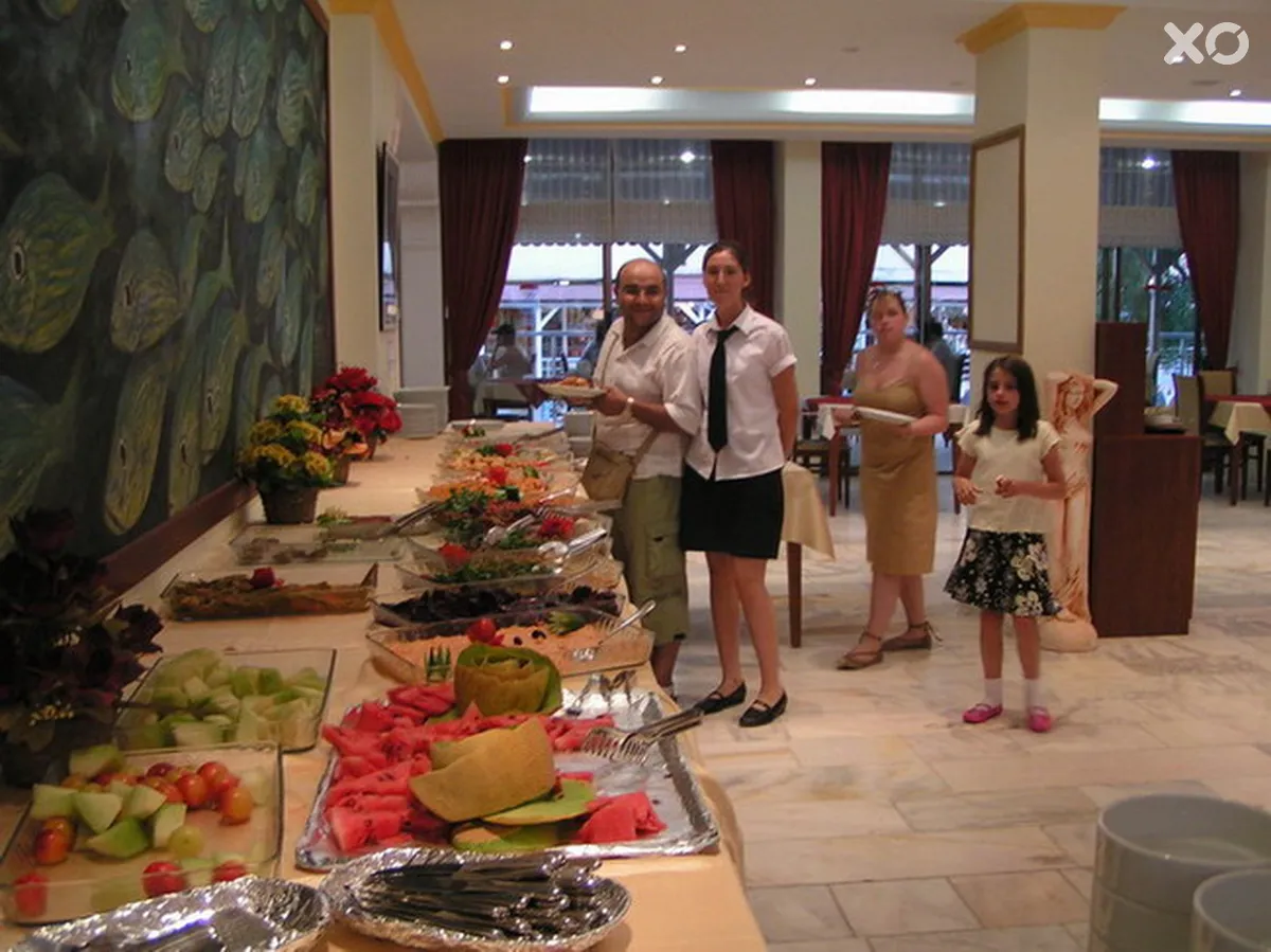 First Class Hotel