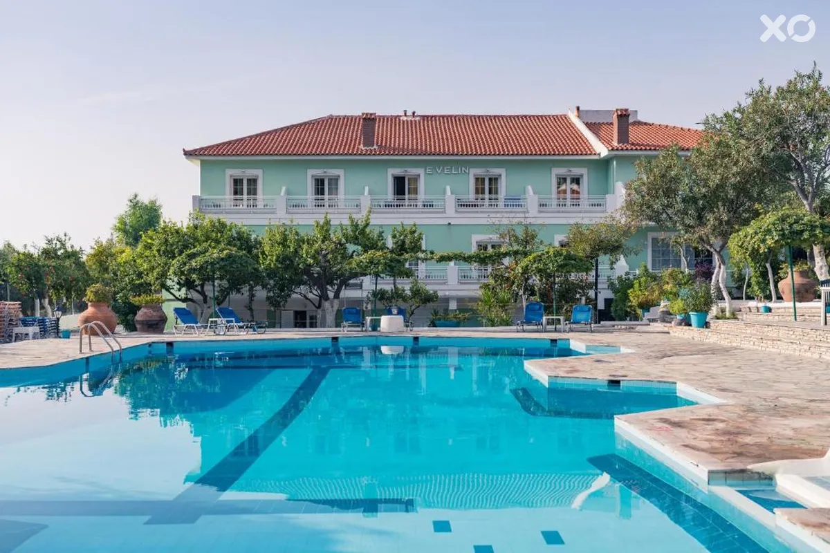 Evelin Hotel & Studios