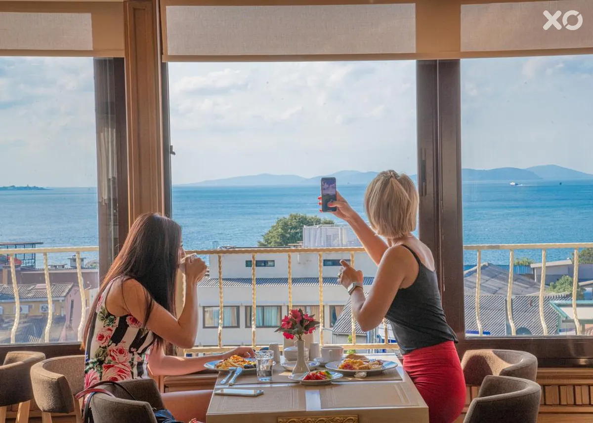 Kaftan Hotel