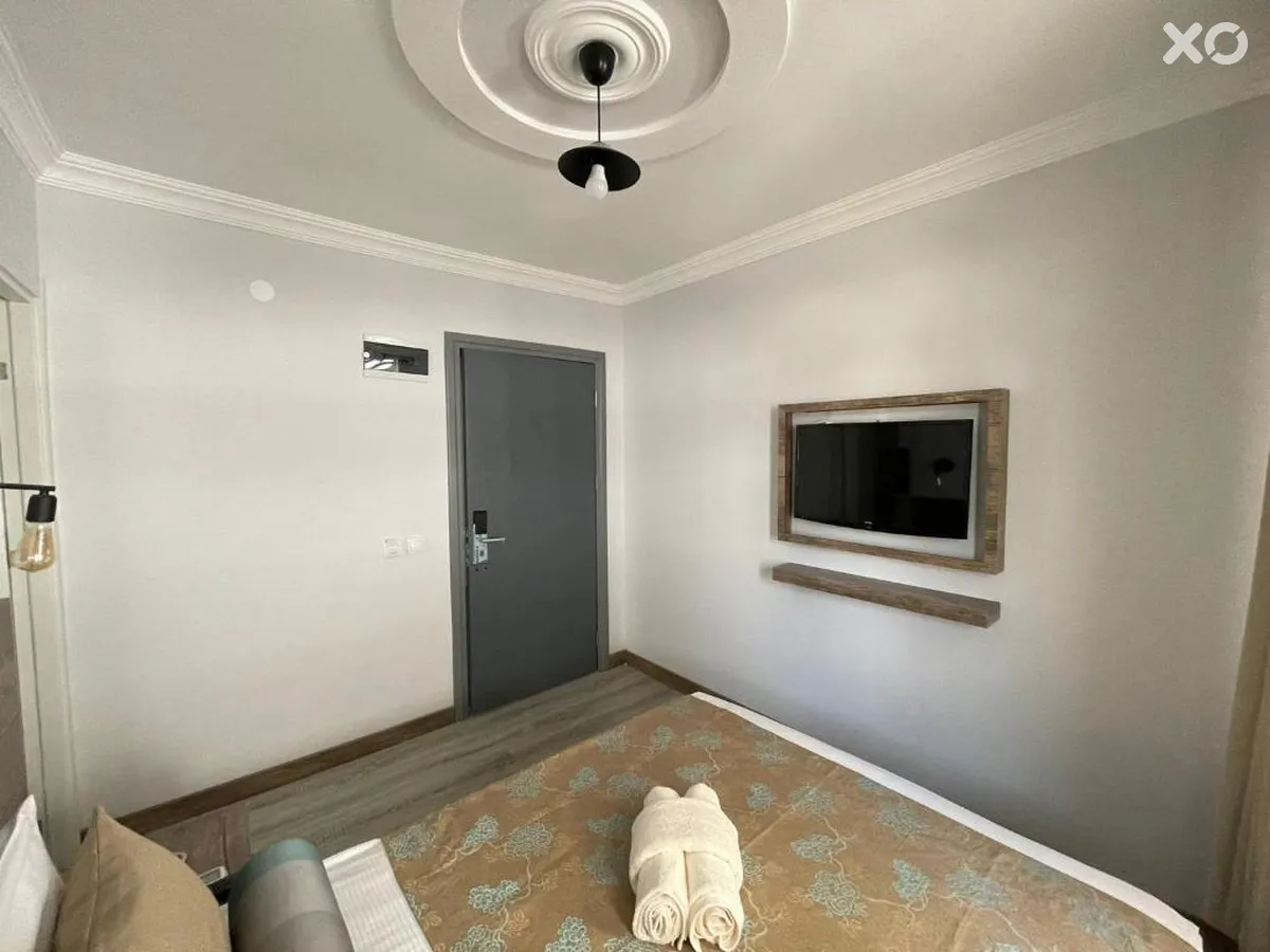 Seven City Hotel