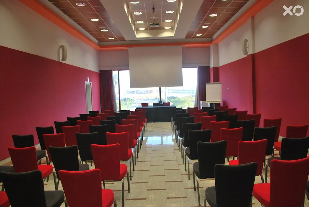 FrontAir Congress Hotel