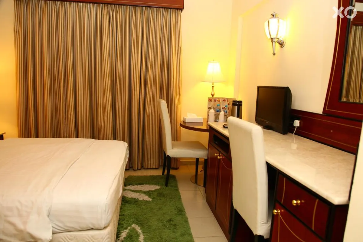 Saffron Hotel