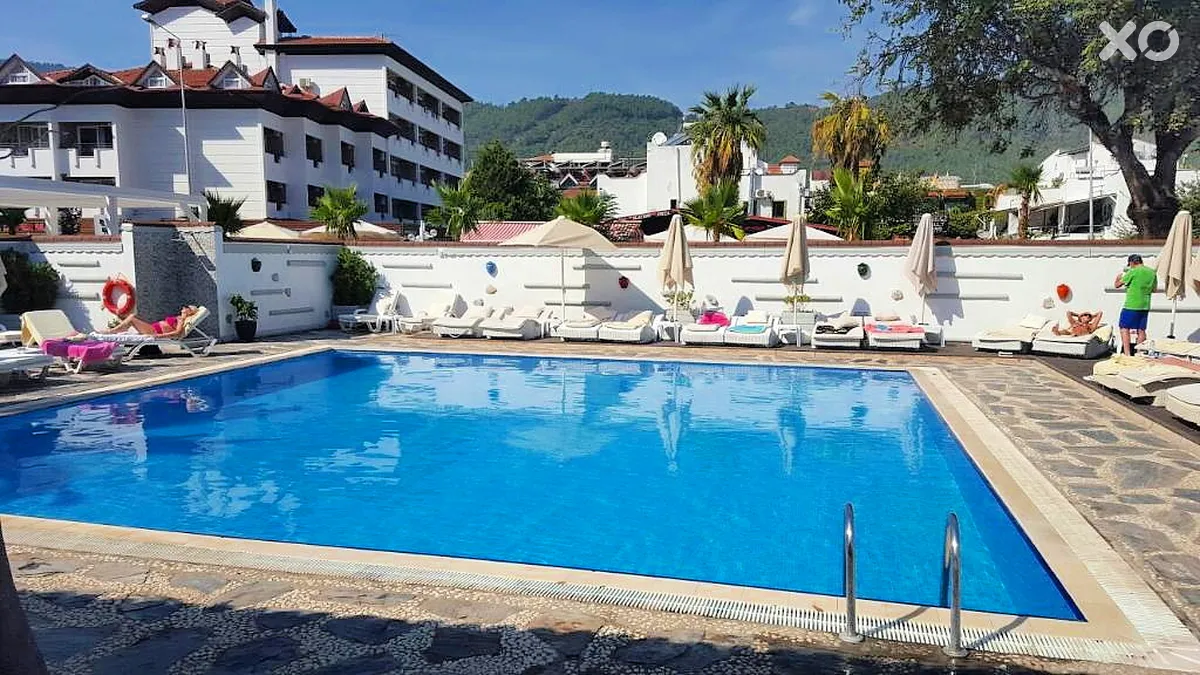 Casa Blanca Beach Hotel