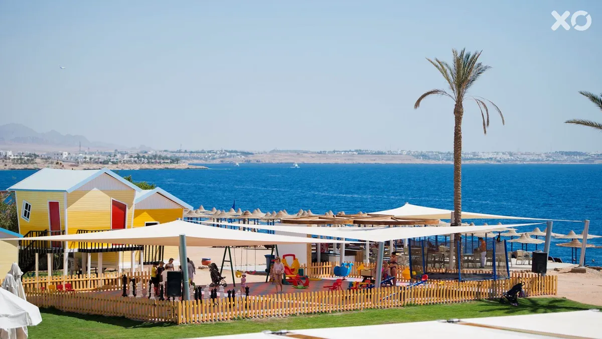 Amphoras Beach