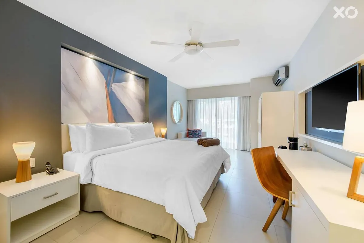 Emotions By Hodelpa Hotel