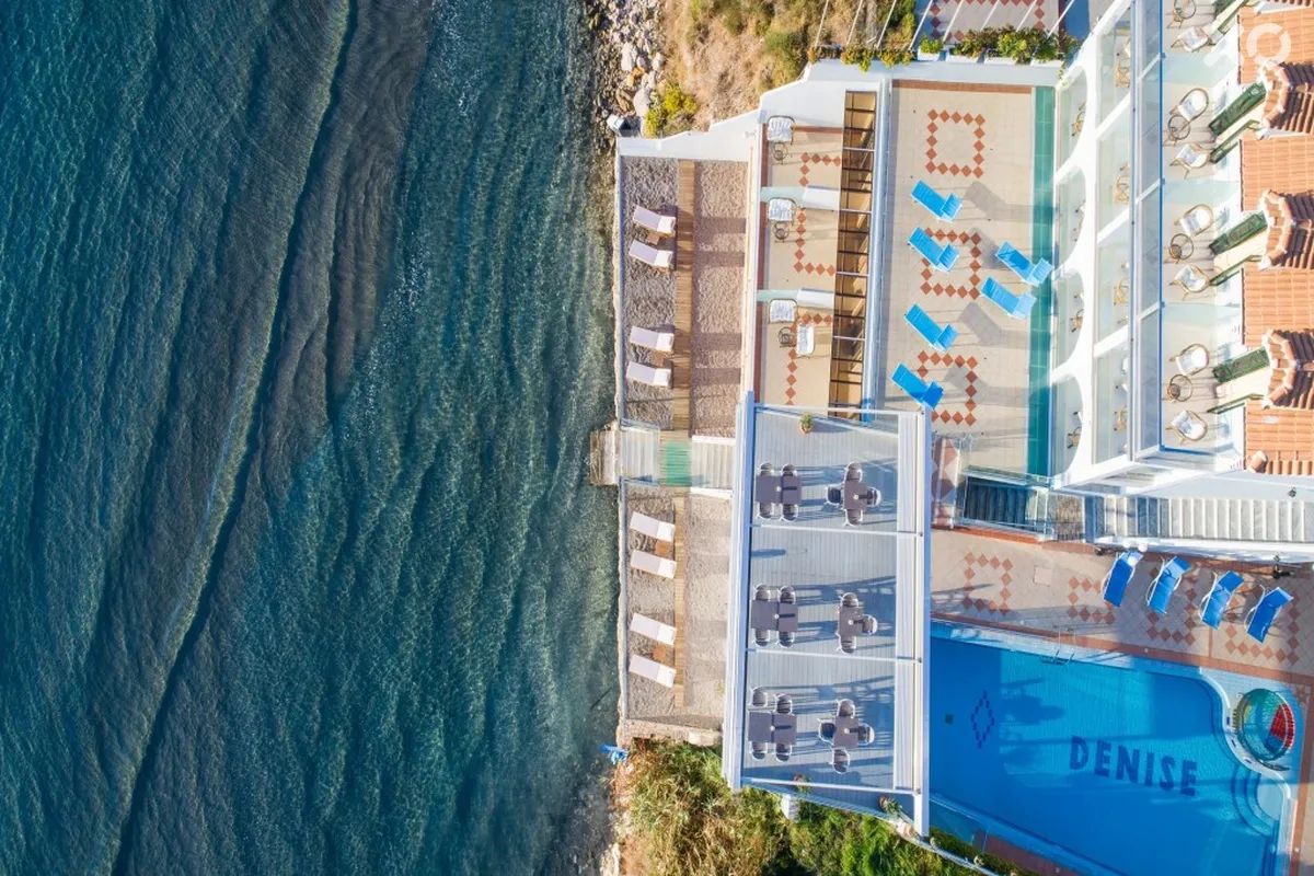 Denise Beach Hotel