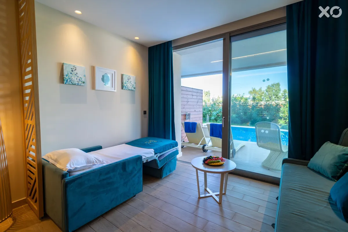 Almyros Beach Resort & Spa