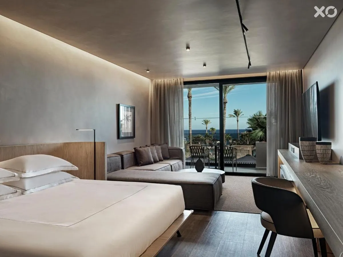 Ammades All Suites Beach Hotel