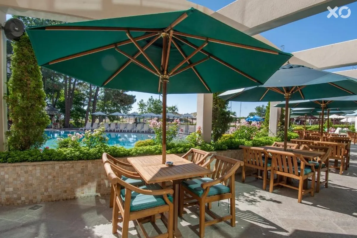 Jeravi Hotel