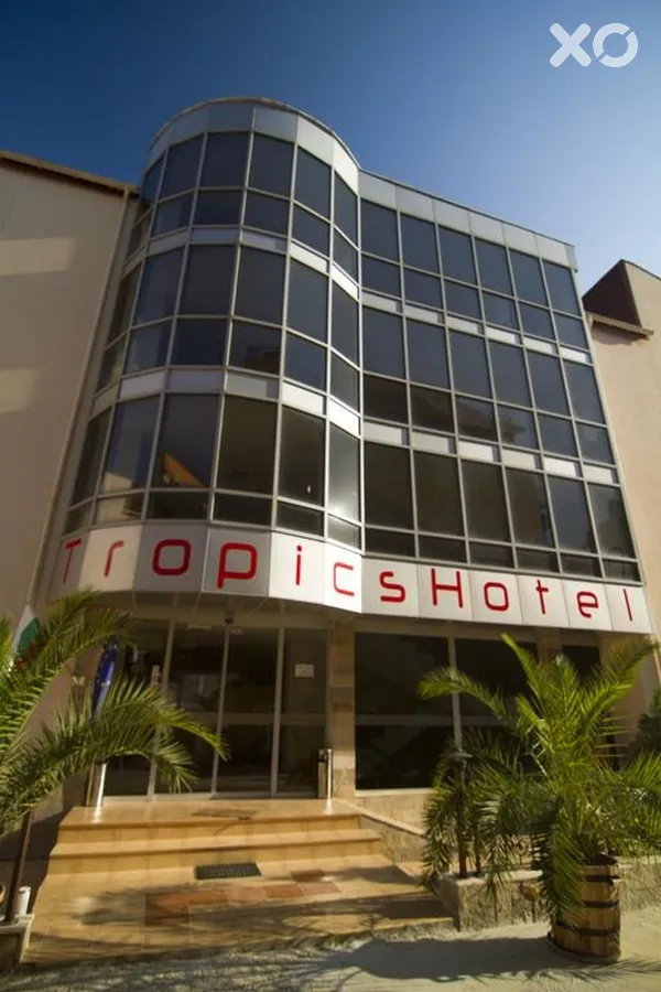 Tropics Hotel