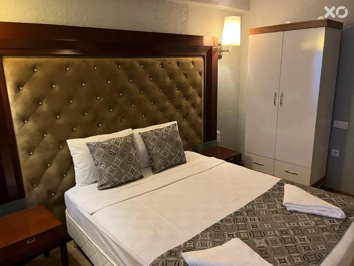 Dionisus Lara Hotel