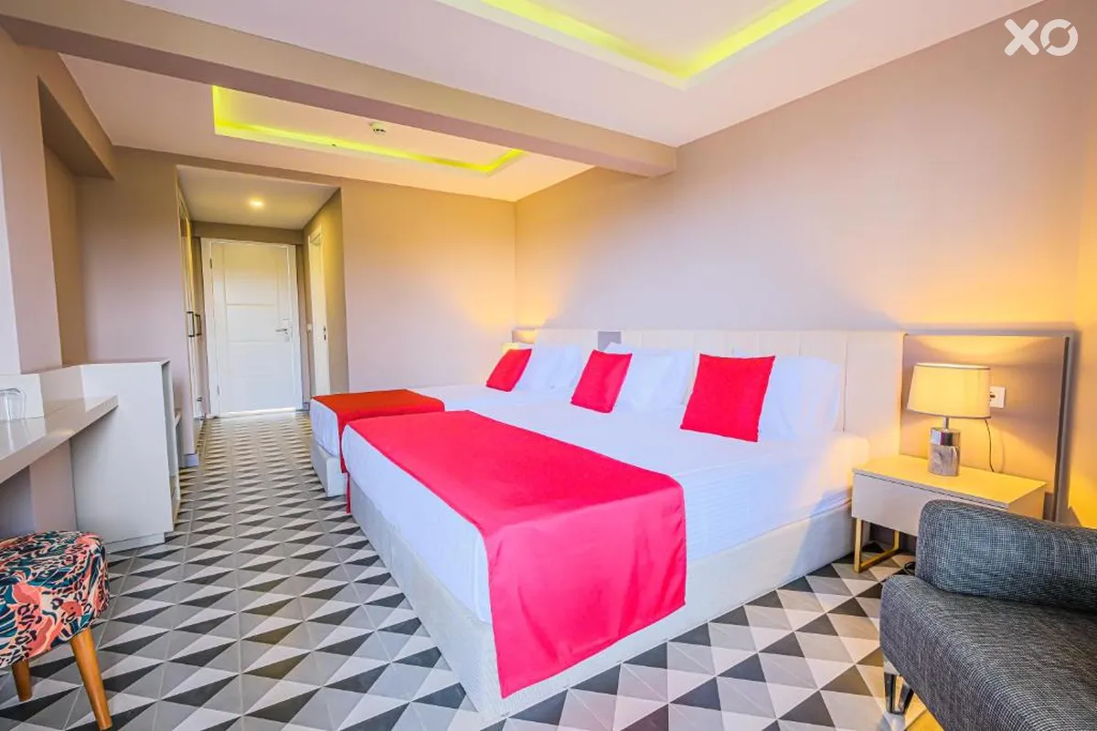 Feniks Hotel