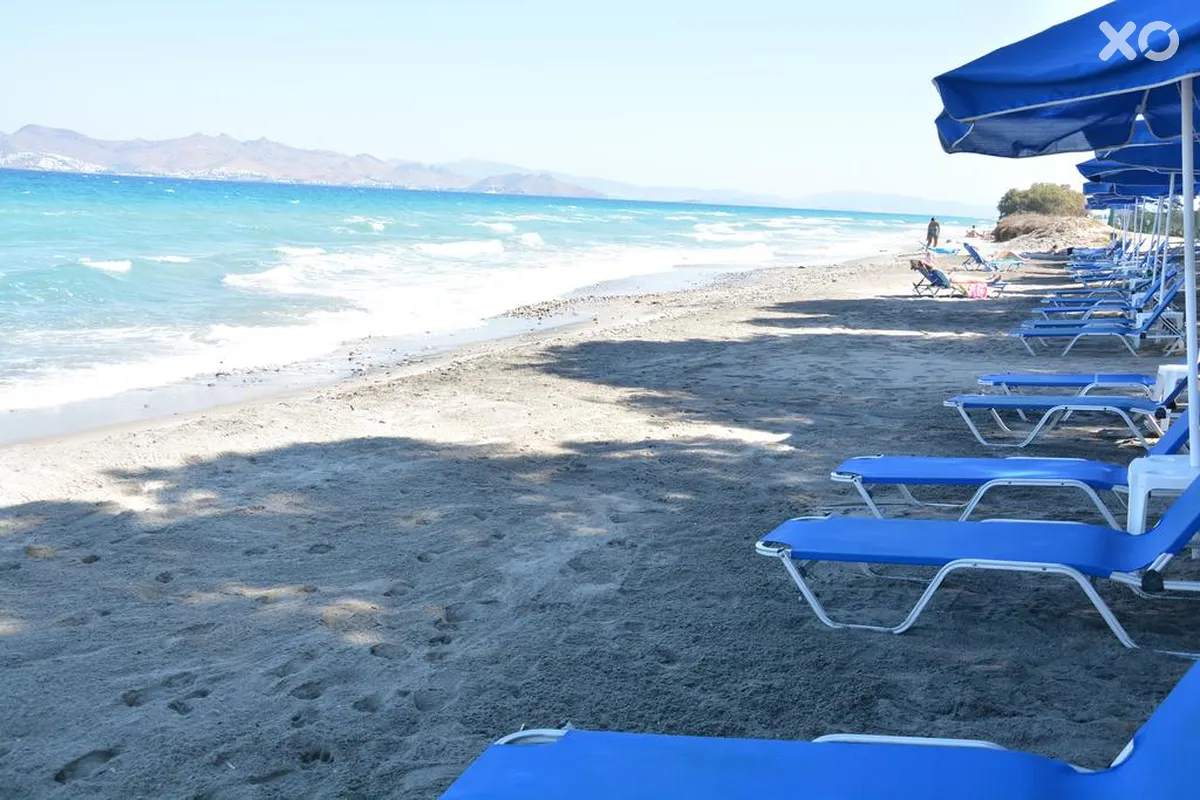 Costa Angela Seaside Resort