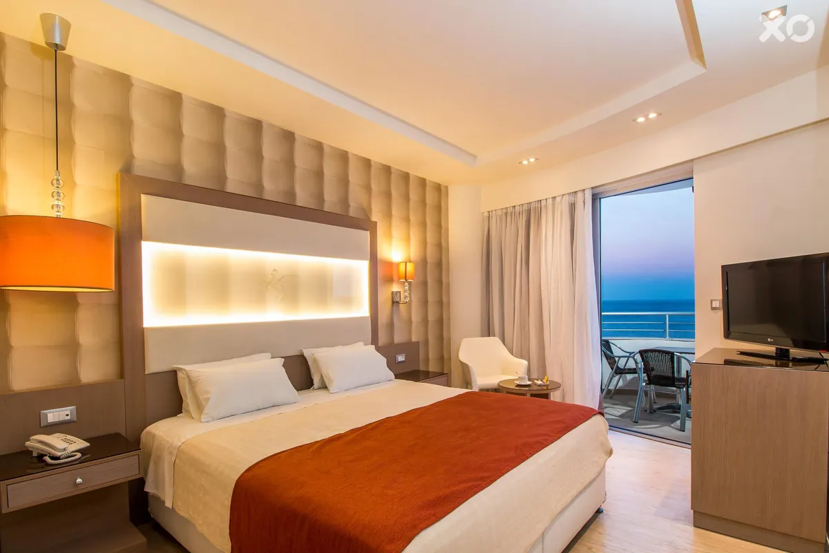 Pegasos Deluxe Beach Hotel