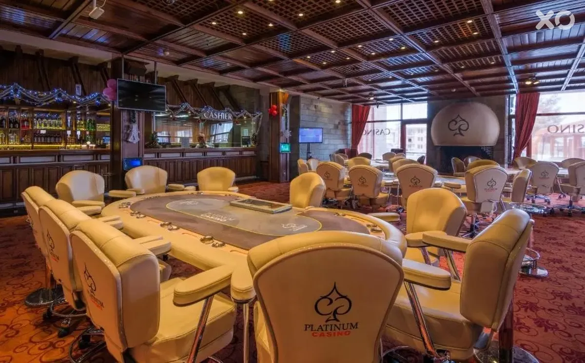 Platinum Hotel & Casino