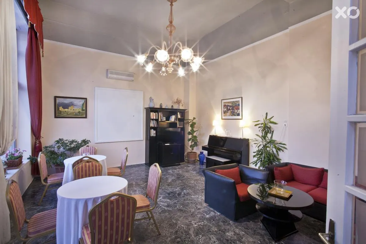Vassilikon Hotel