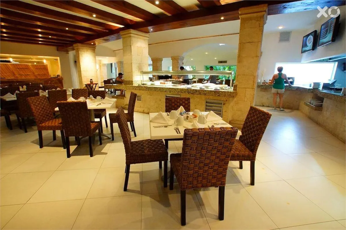 Adhara Cancun