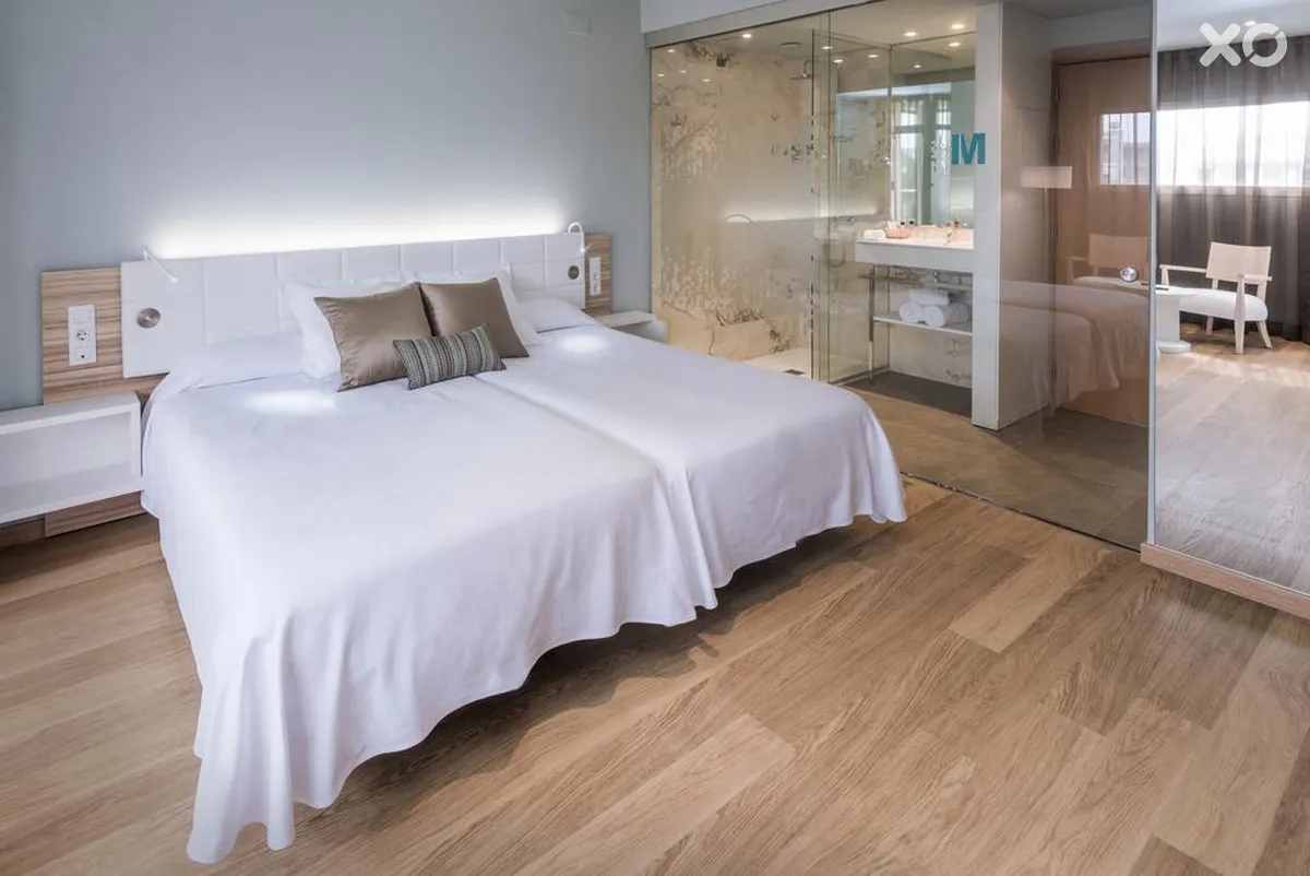 Monica Hotel