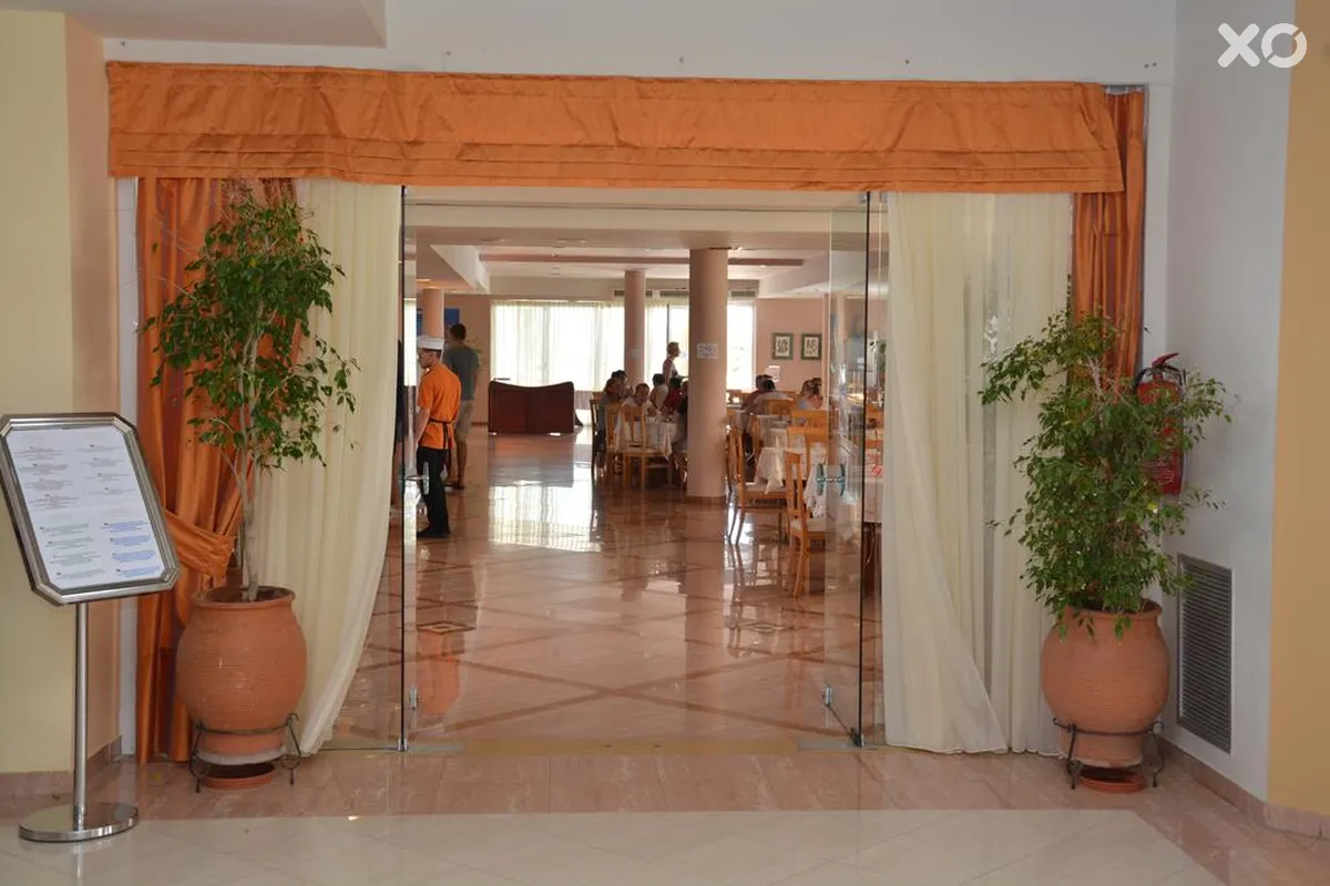 Sovereign Beach Hotel