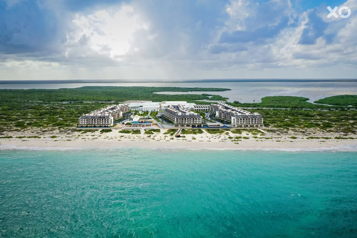 Majestic Elegance Costa Mujeres