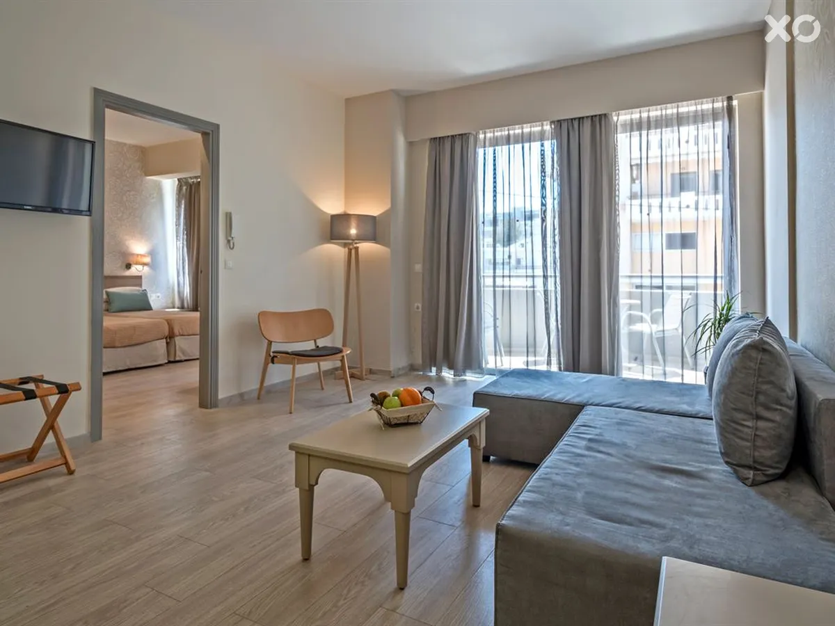 Lefkoniko Beach Icarus Suites