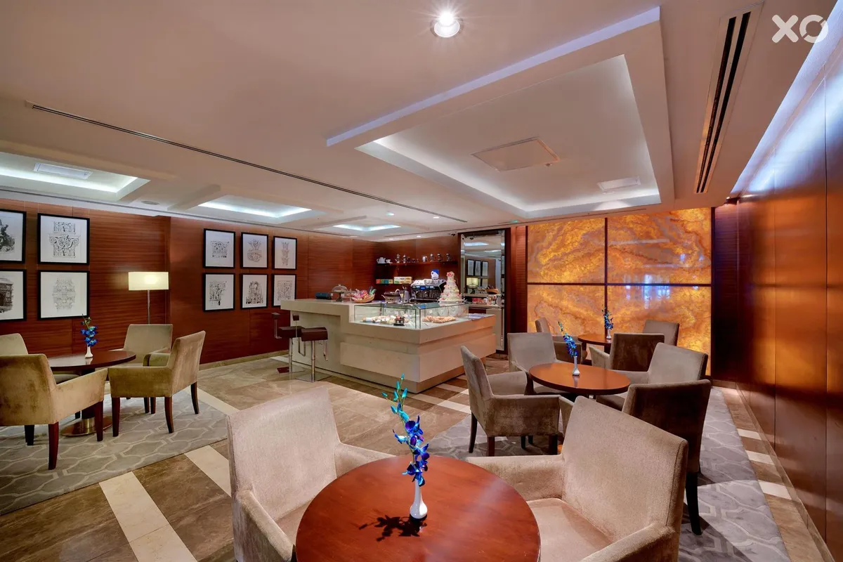 Majestic City Retreat Hotel