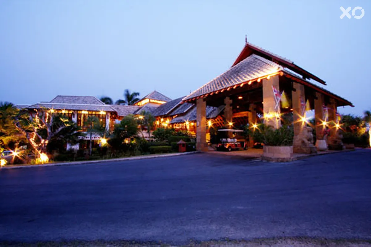 The Hotspring Beach Resort & Spa