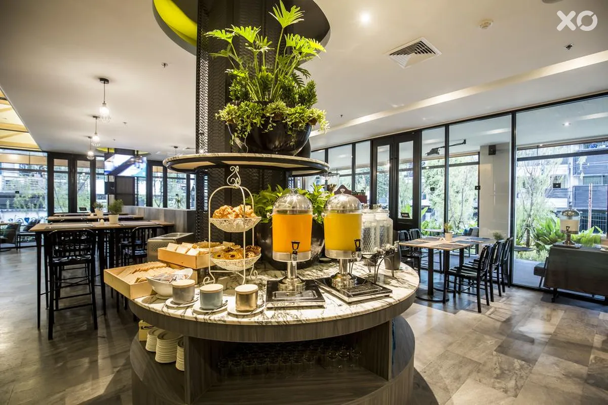 Cross Vibe Bangkok Sukhumvit