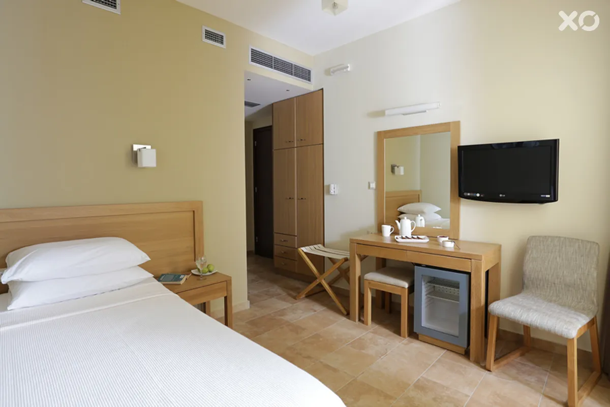 Almira Hotel