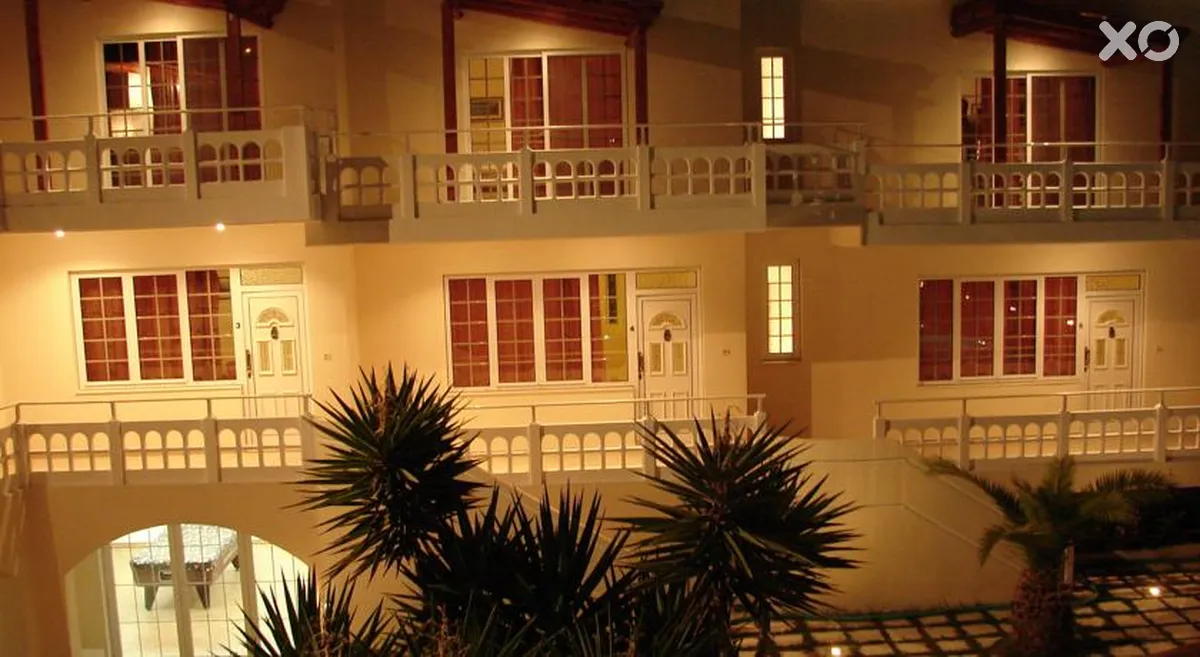 Perla Beach Apartments