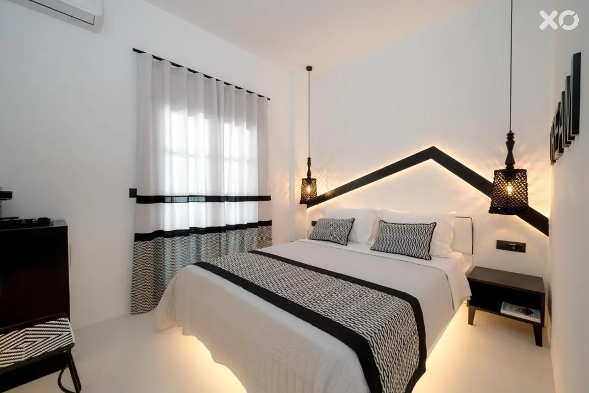 Divelia Hotel