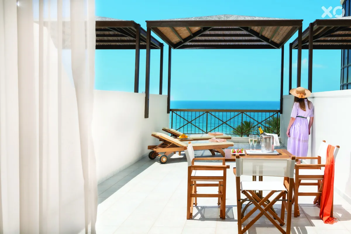 Constantinou Bros Athena Beach Hotel