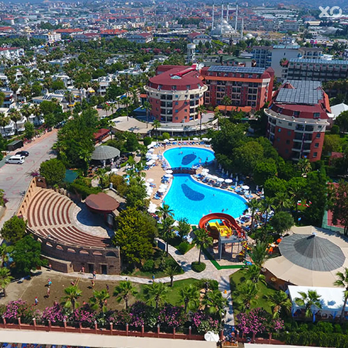 Palmeras Beach Hotel