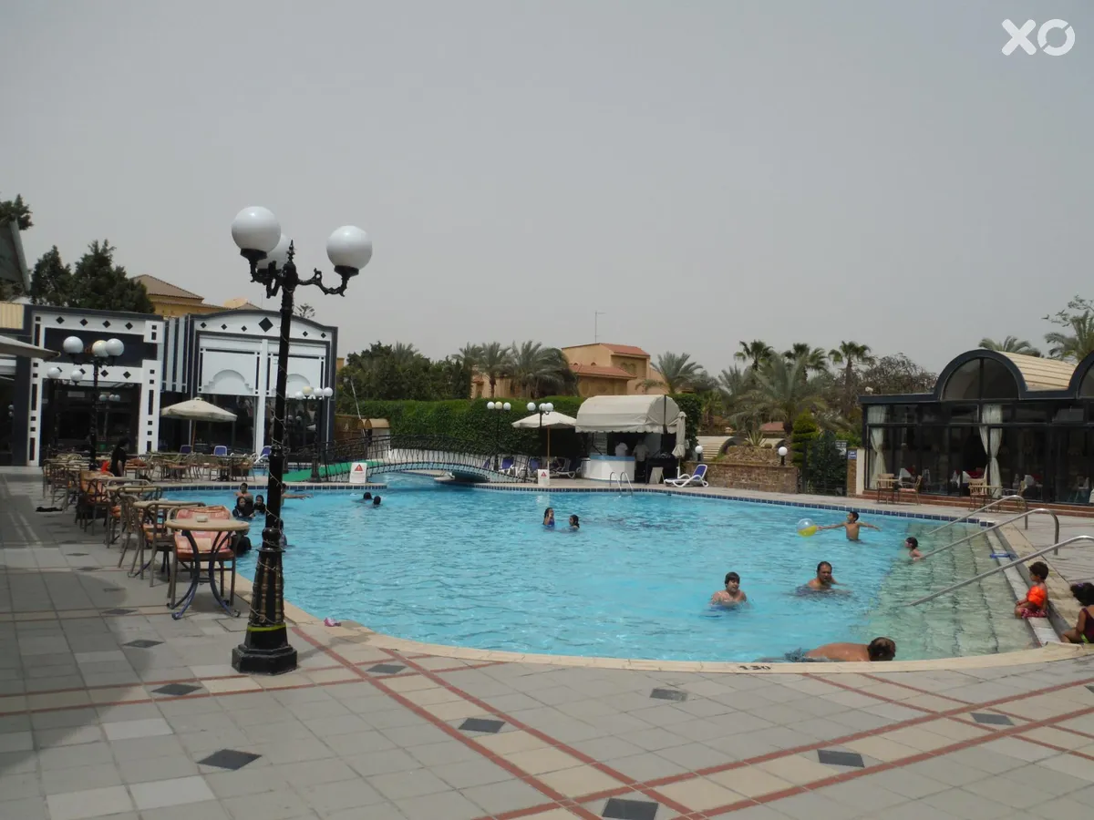 Oasis Hotel