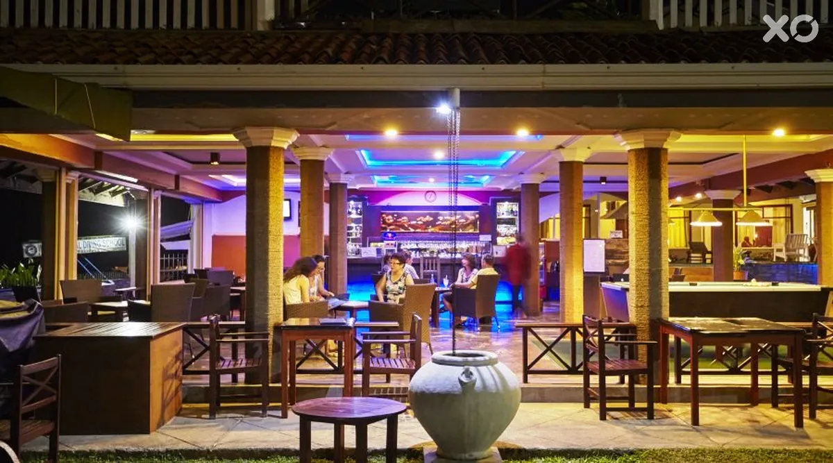 Coral Sands Hotel
