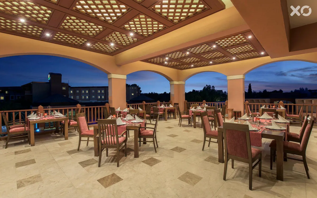 Club Mega Saray