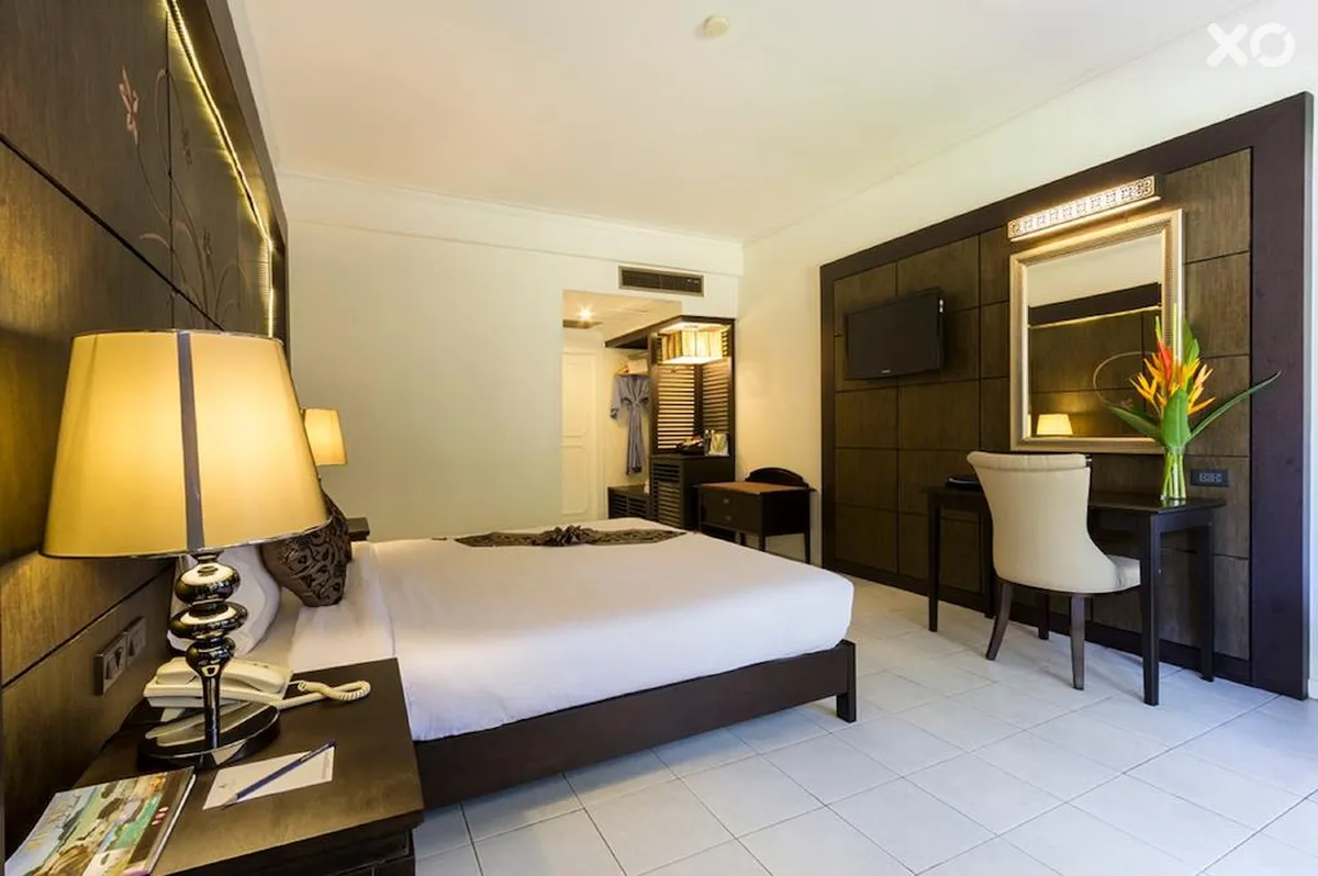 Amora Beach Resort Phuket