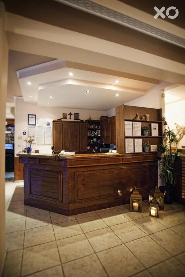 Sarantis Hotel