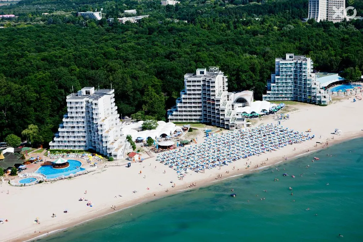 Boryana Hotel