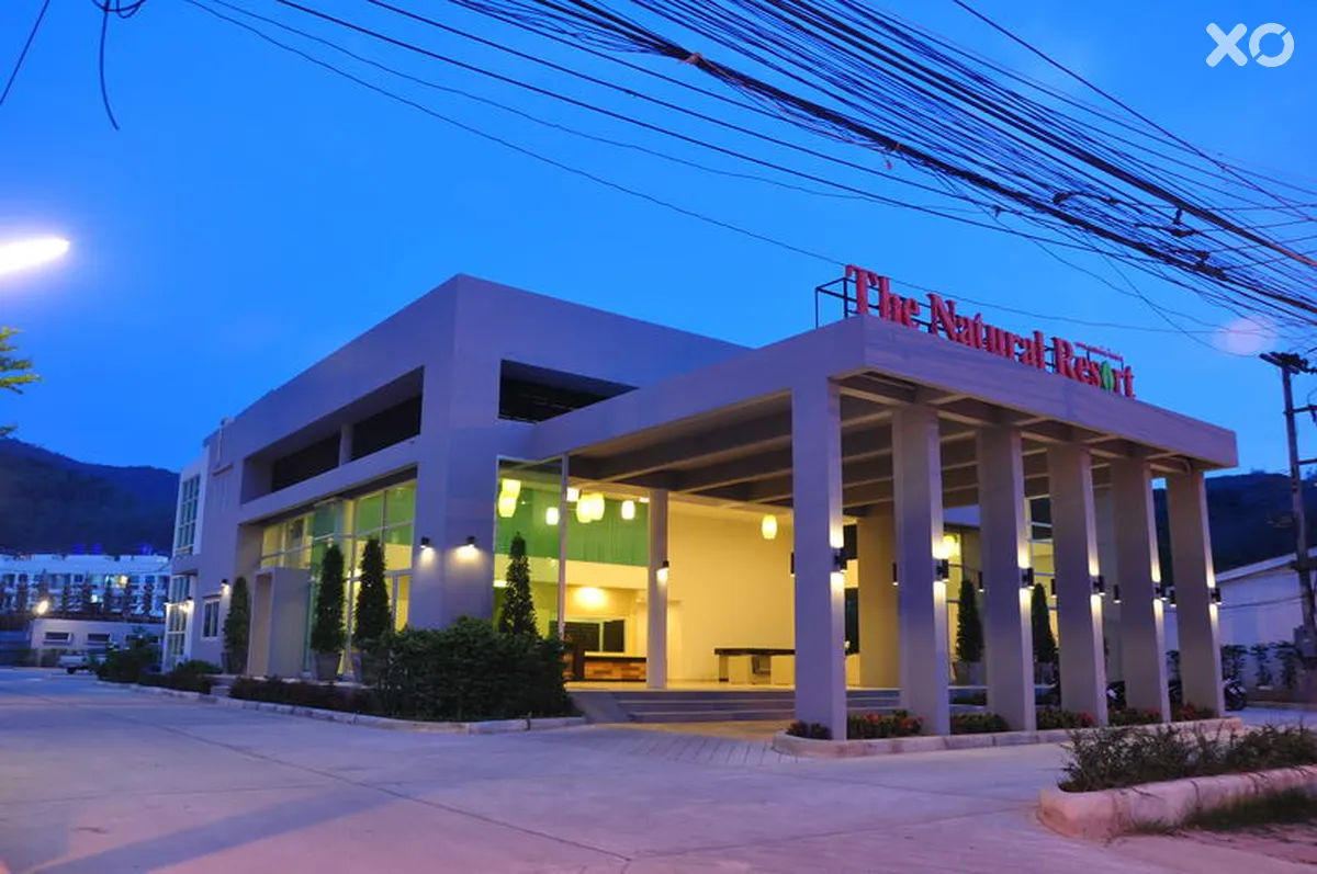 The Natural Resort
