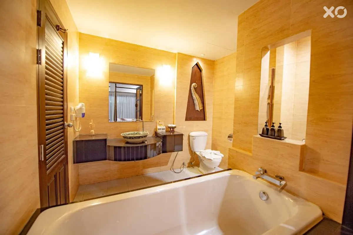 Navatara Phuket Resort