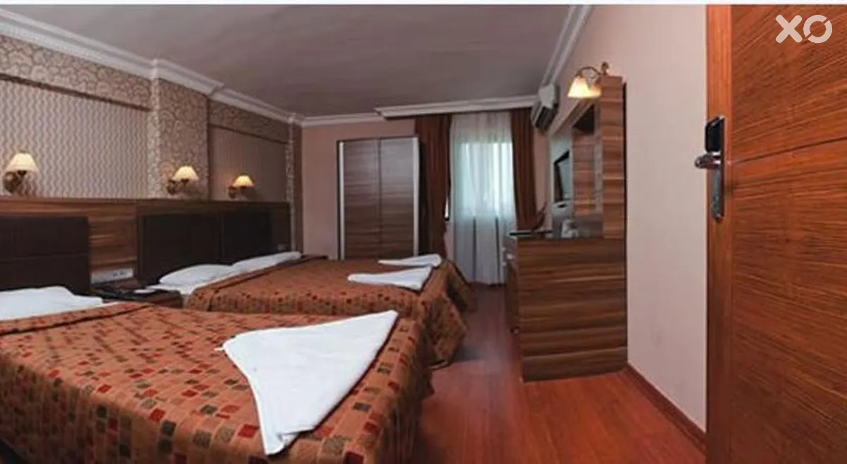 Bazaar Hotel