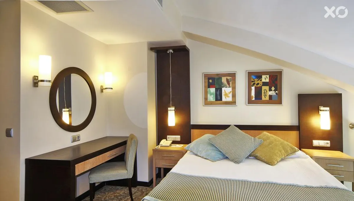 Royal Wings Hotel