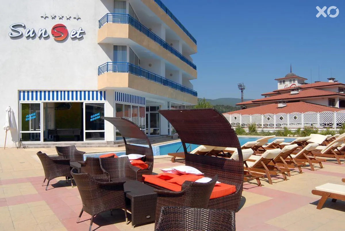 Sunset Hotel