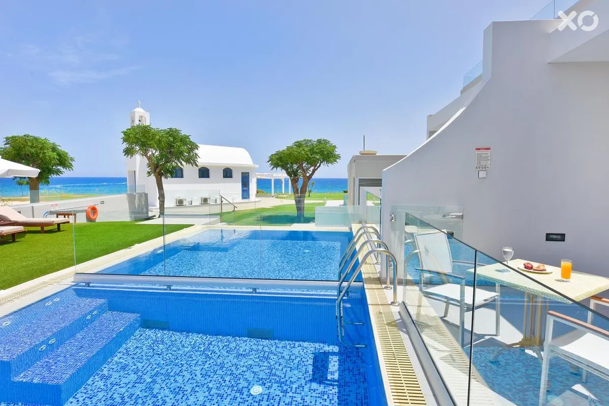 Pernera Beach Hotel